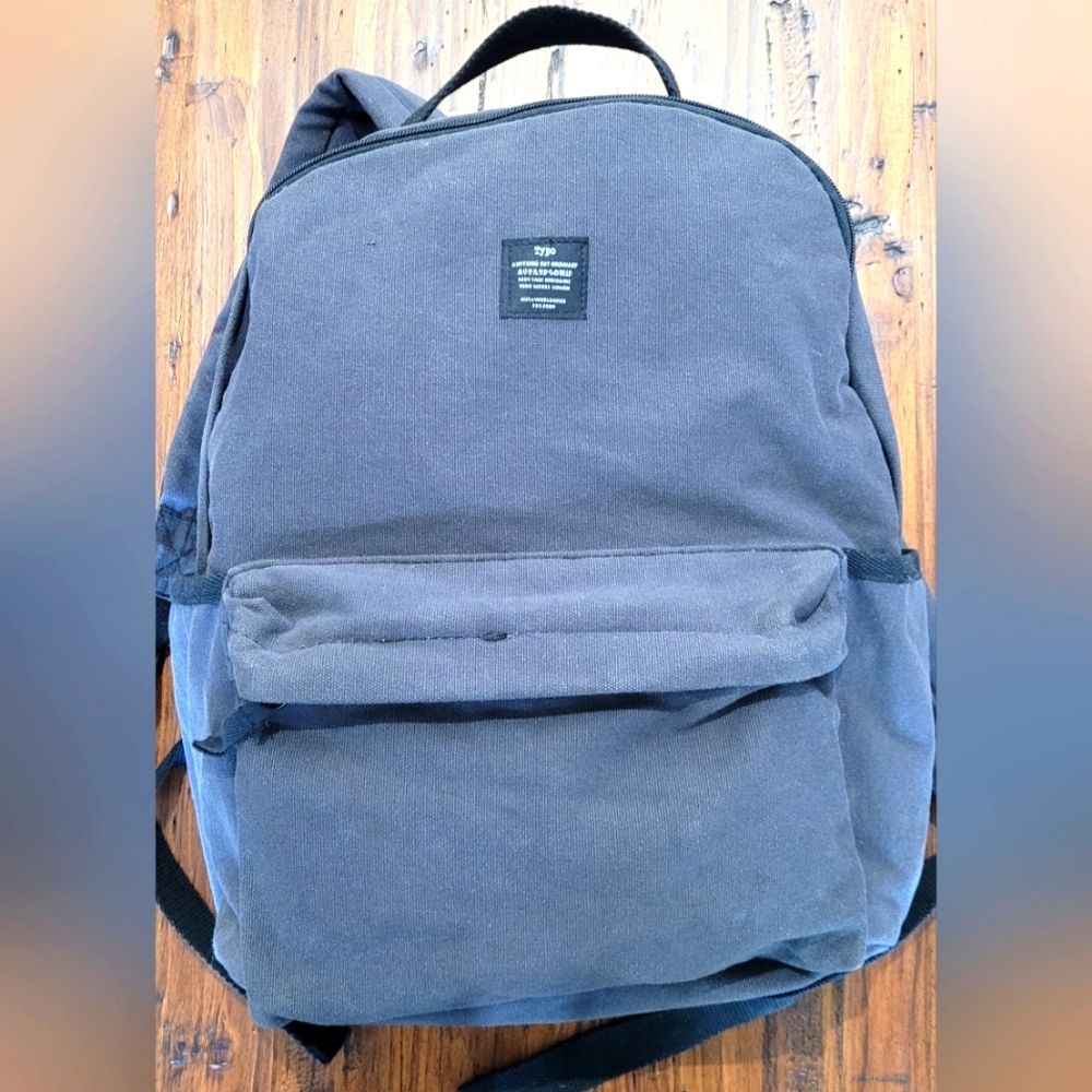 TYPO backpack 🎒